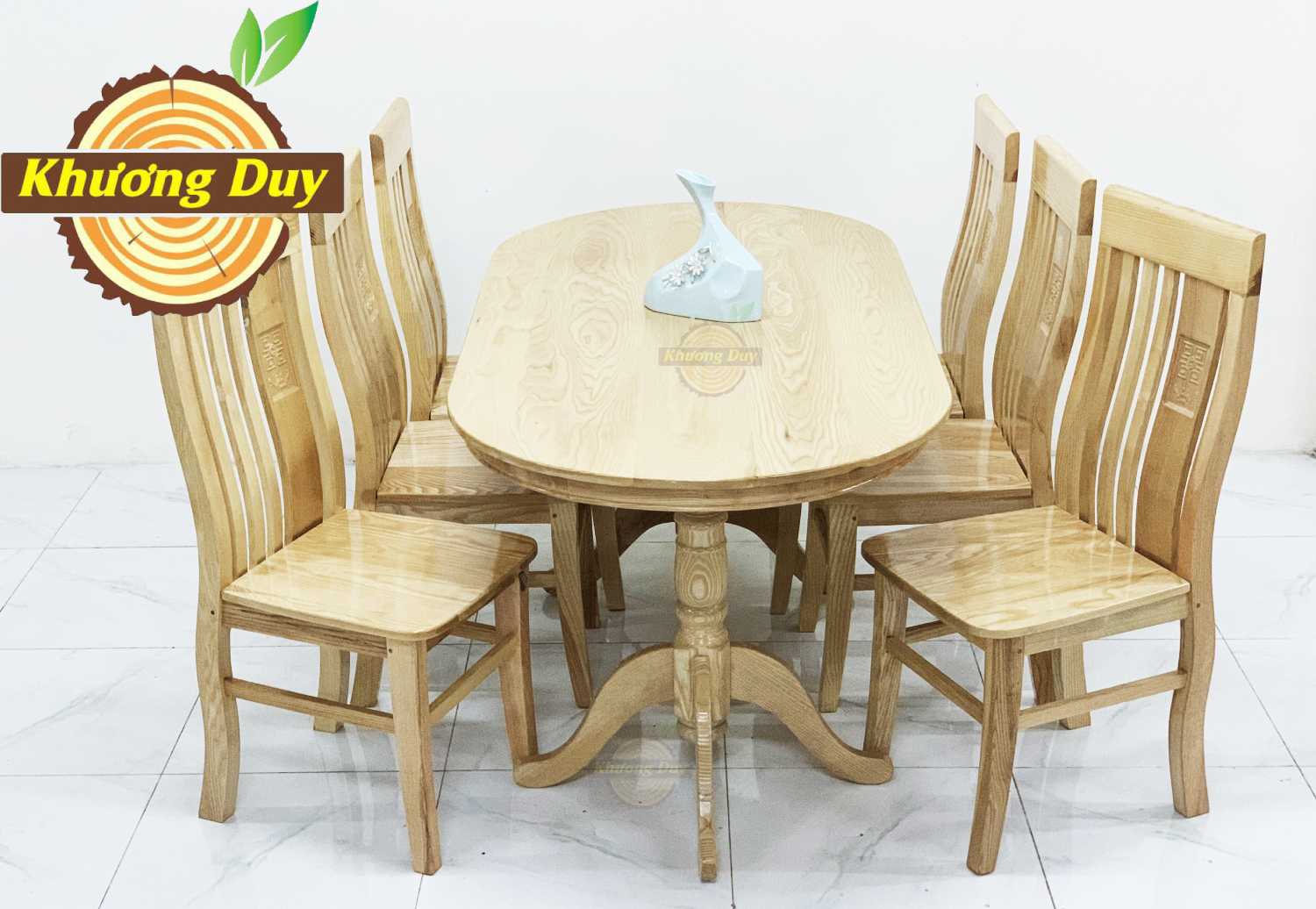 Bàn ăn gỗ sồi oval OV18