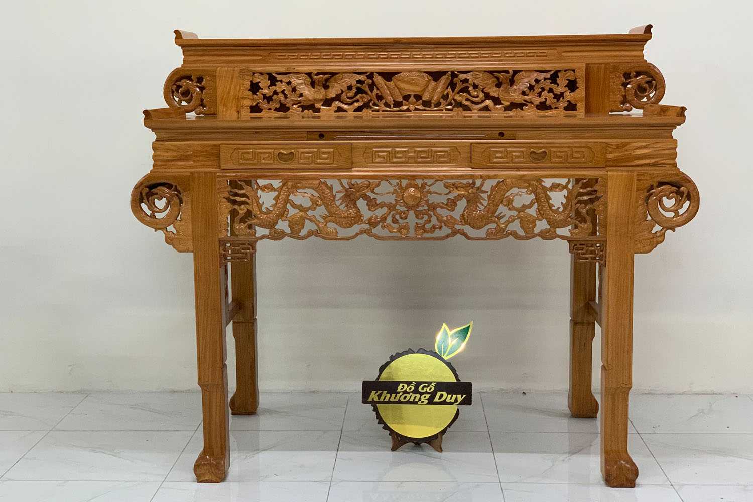 Bàn thờ gia tiên gỗ Gõ Đỏ BT05
