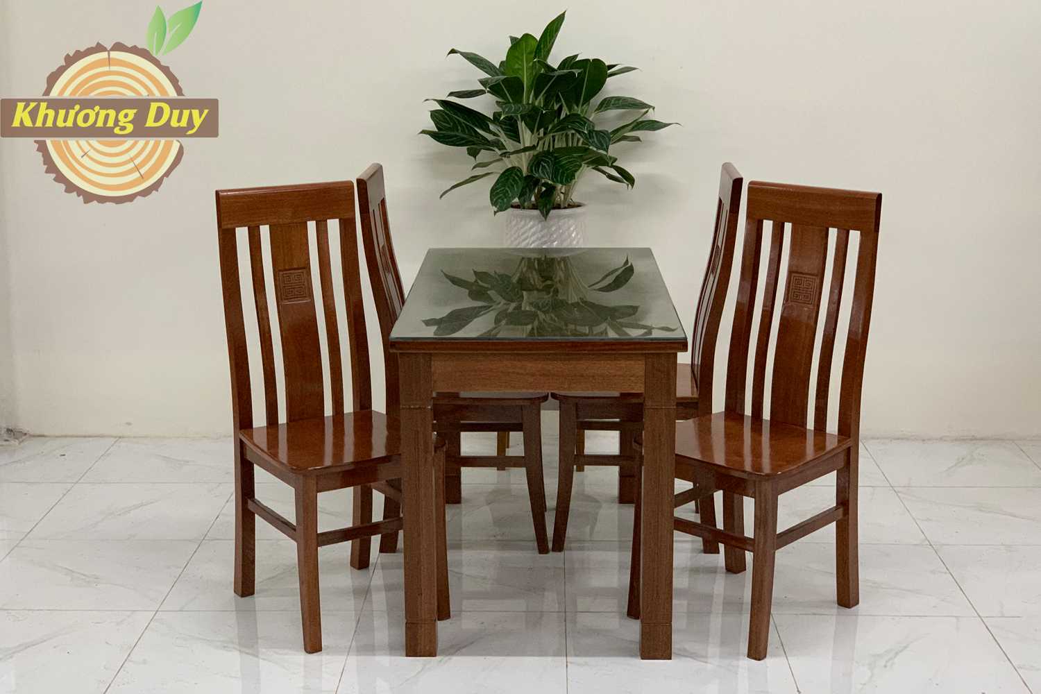 Bộ bàn ăn gỗ sồi sơn màu KT11