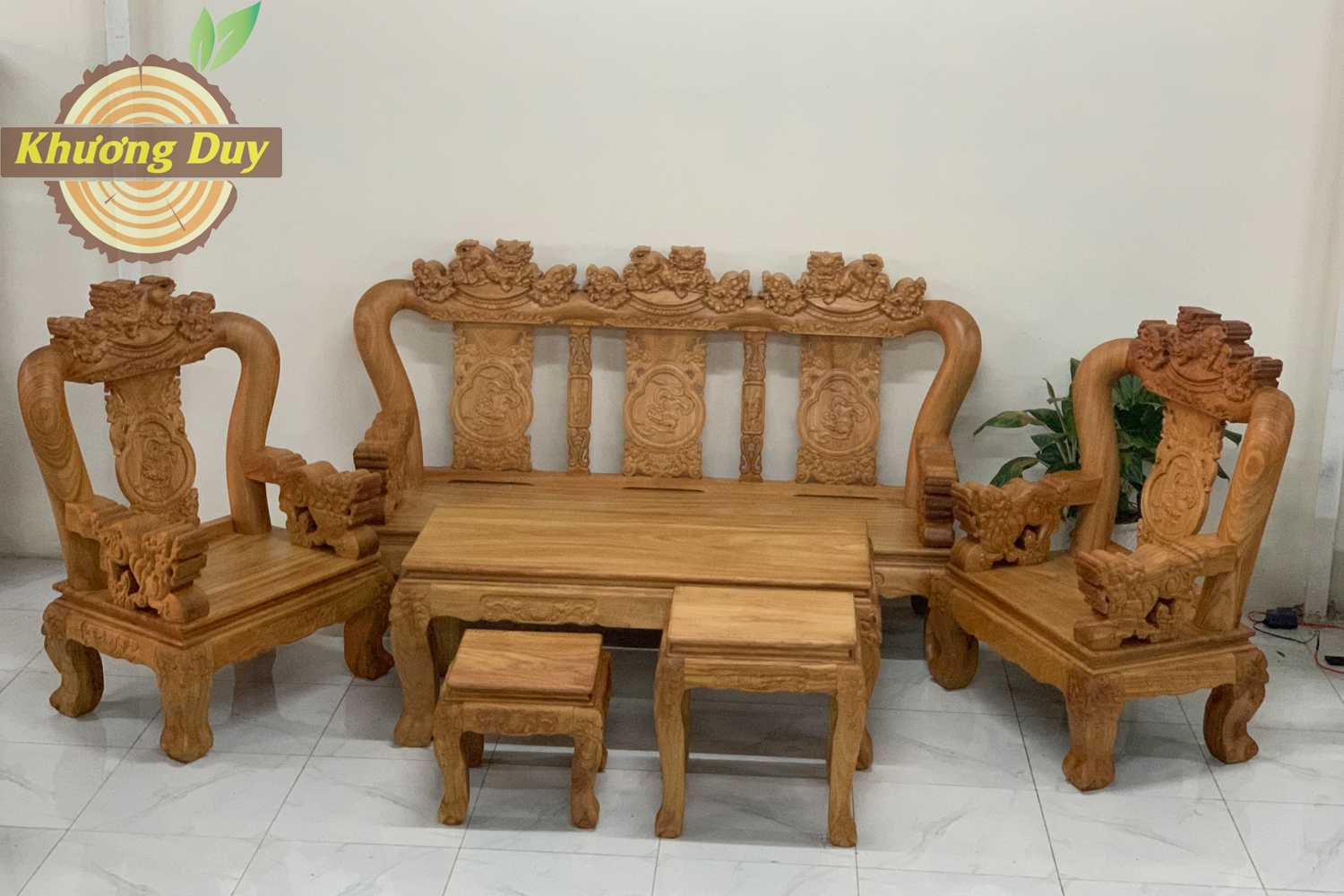 Bộ sofa gỗ gõ đỏ chạm Nghê ngồi GĐ21