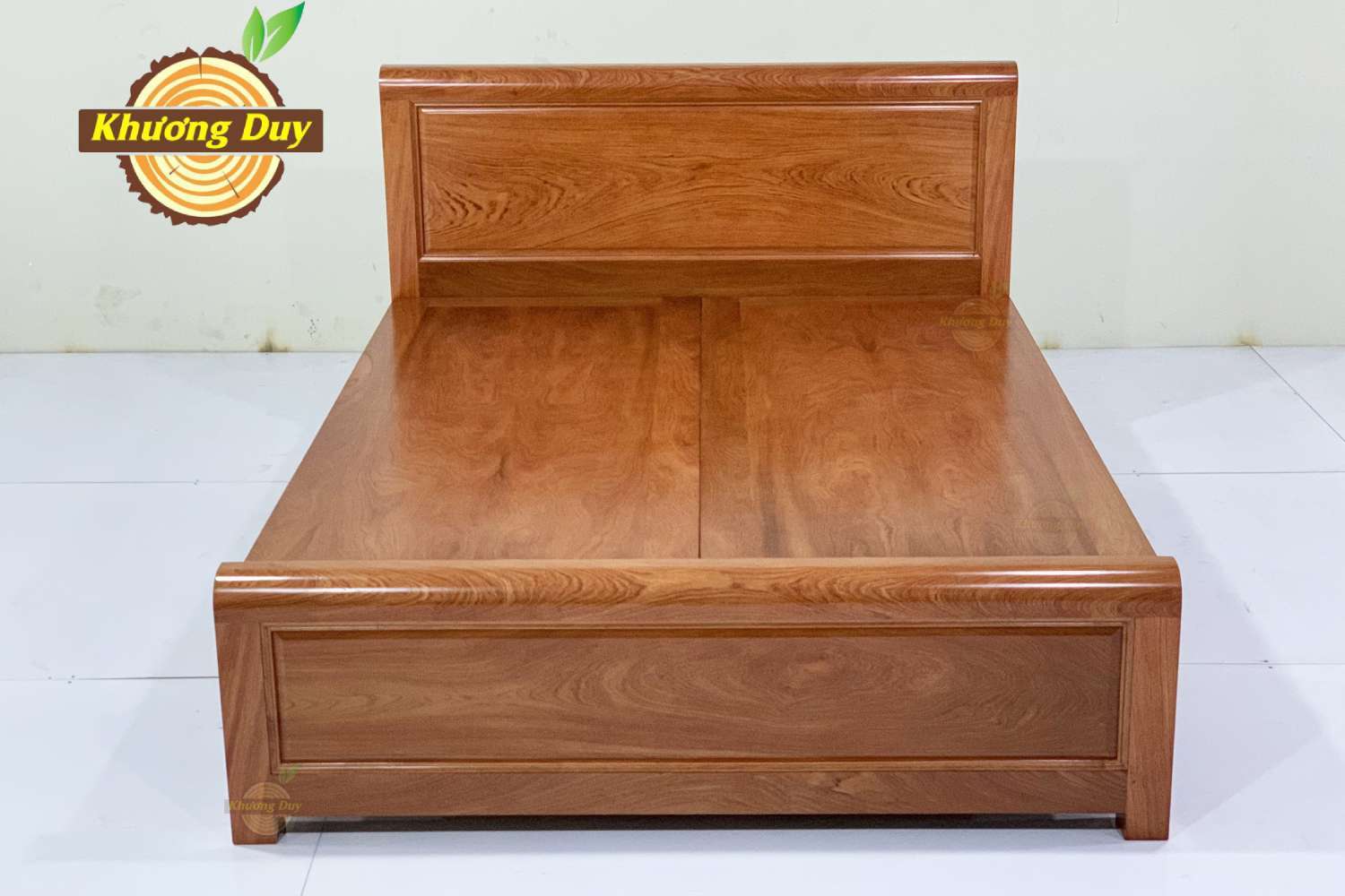 Giường ngủ gỗ Hương Đá cao cấp