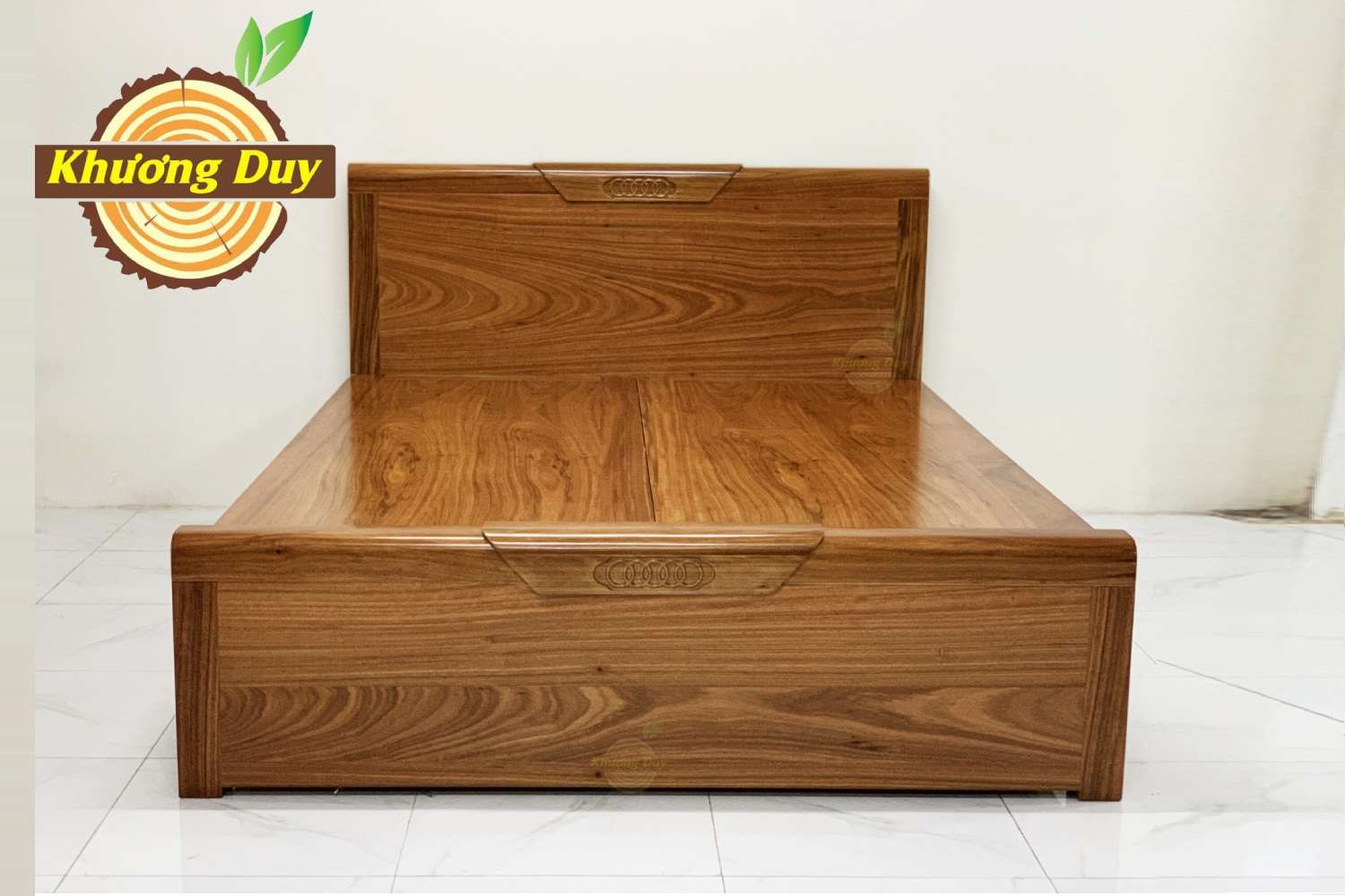 Giường ngủ gỗ mun xám GN07