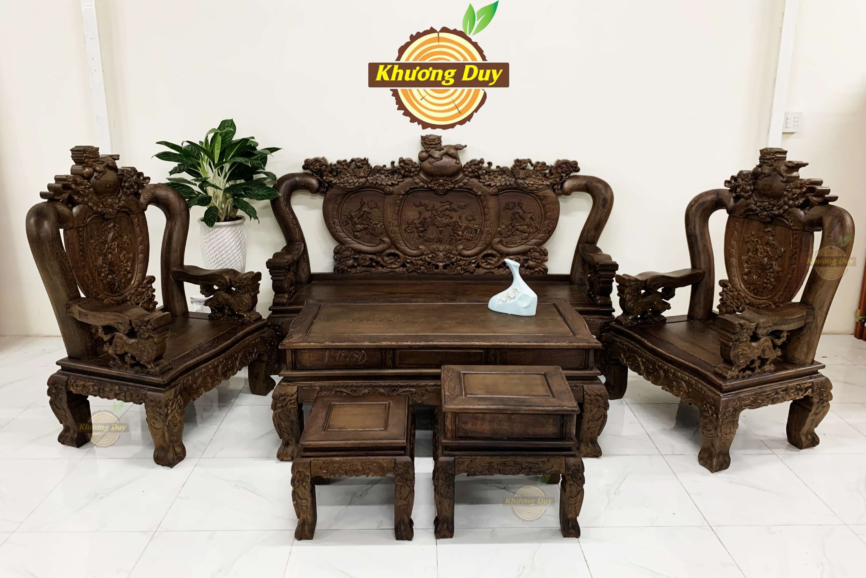 Bộ bàn ghế phòng khách gỗ Mun M04